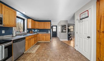 162 Lakeside Oaks Dr, Barrington, NH 03825