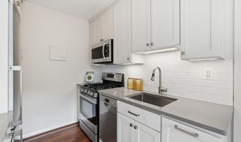 3701 CONNECTICUT Ave NW 222, Washington, DC 20008