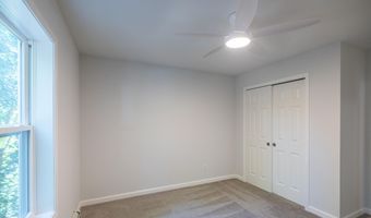86 Western Ave, Auburn, ME 04210