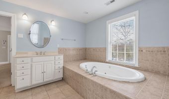 4245 WOODTHRUSH Ln, Barboursville, VA 22923