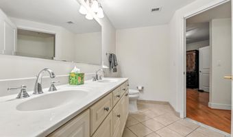 5 PARK Pl 217, Annapolis, MD 21401