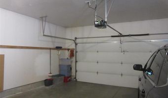 138 Buena Vista Ave, Cody, WY 82414