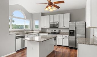 1770 Spring View Terrace Ct, Ballwin, MO 63021