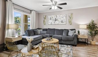 8 Hartford Pl, Gulfport, MS 39507