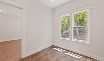 18 Winterhawk Dr, Arden, NC 28704