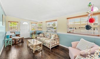 918 Balsam St, Barefoot Bay, FL 32976