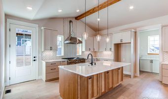 1385 Art Dr, Berthoud, CO 80513