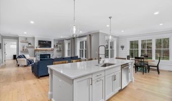 6 Pigeon Hill Rd, Brookline, NH 03033