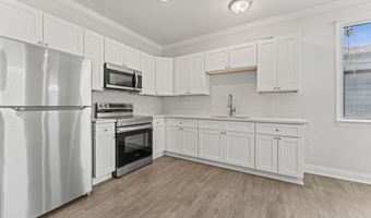 1917 Minnesota St #B, Baton Rouge, LA 70802