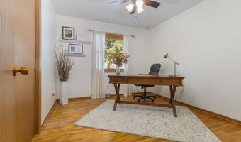 1011 NE 11th Ave, Aberdeen, SD 57401