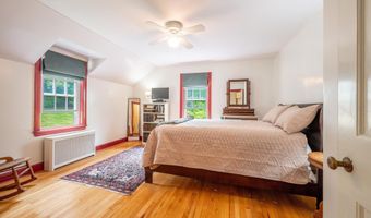 19 Junction Rd, Brookfield, CT 06804