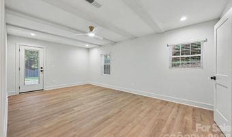 2000 Kilborne Dr, Charlotte, NC 28205