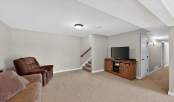 1442 30th St NW, Austin, MN 55912