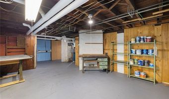 154 Armington St, Cranston, RI 02905