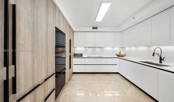 3201 NE 183rd St 3107, Aventura, FL 33160