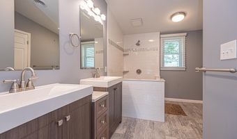 5 ENSIGN Dr, Berlin, MD 21811