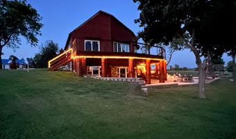 11 Lime Lake Dr, Avoca, MN 56114