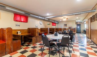 708 N MONROE St, Abingdon, IL 61410