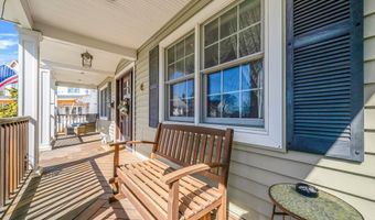 15 Foxcroft Rd, Albertson, NY 11507