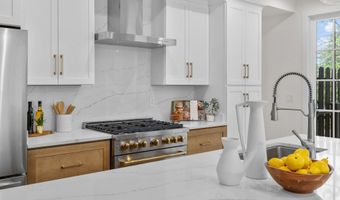 3916 8TH St NW A, Washington, DC 20011