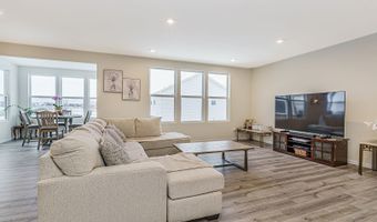 531 Alpine Dr, Algonquin, IL 60102
