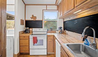 652 Rabbit Run, Aransas Pass, TX 78336