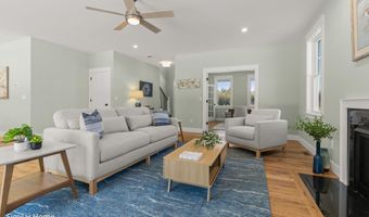 8 Stone Creek Dr, Brentwood, NH 03833