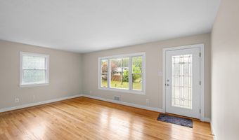 7100 OLD CHAPEL Dr, Bowie, MD 20715