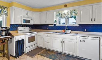 70 Harris St, Coventry, RI 02816