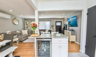 15 Cross St, Andover, NJ 07801