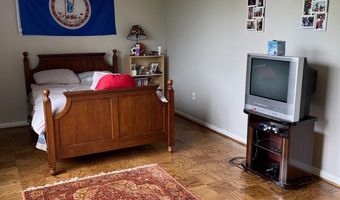 6621 WAKEFIELD Dr 317, Alexandria, VA 22307