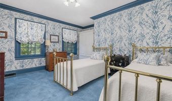 360 RUMSTICK Rd, Barrington, RI 02806