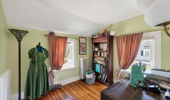 7 Verndale Cir, Bristol, RI 02809