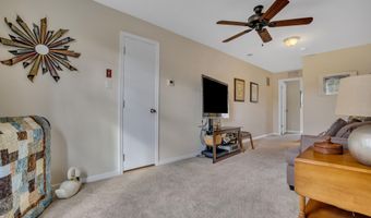 15 Woodchuck Dr, Barnegat, NJ 08005