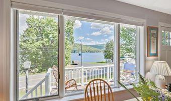 370 Lake St, Barton, VT 05822