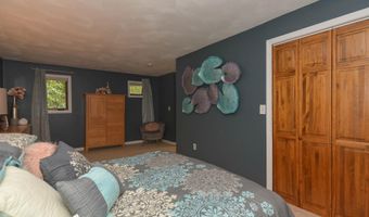 301 N Amherst Rd, Bedford, NH 03110