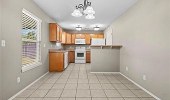 906 SW Summit Chase Rd, Bentonville, AR 72712