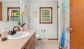 6383 KELLY JO Dr, Abrams, WI 54101
