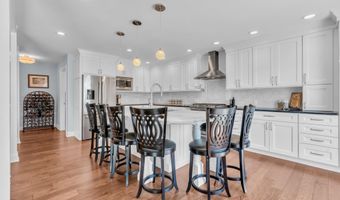 26 Jib Ct, Bayville, NJ 08721