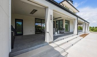1307 E Bluestem Ct, Andover, KS 67002