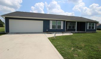 1704 Dallas St, Auburn, IN 46706