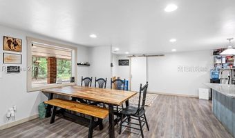 8 Billy Hill Rd, Beaufort, SC 29906