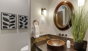 4327 E CAPRICORN Pl, Chandler, AZ 85249