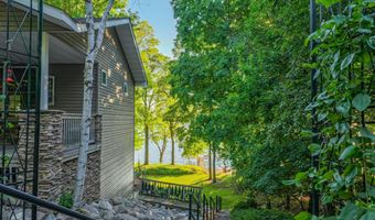 1728 Golden Dr SW, Alexandria, MN 56308