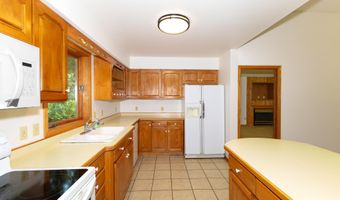 4930 Wilderness Ln, Wisconsin Rapids, WI 54494