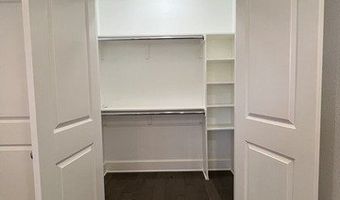208 GRANDVIEW Pl 4, Alamo Heights, TX 78209