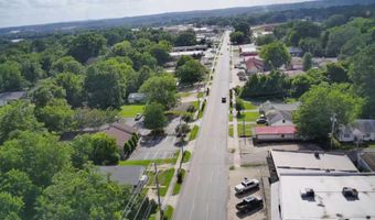 806 W South St, Benton, AR 72015