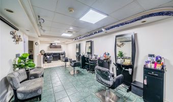 2203 Young St 1, Honolulu, HI 96826