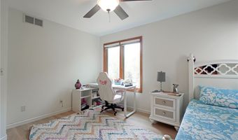 23 Forrester Ct, Amherst, NY 14228