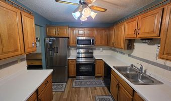 1521 E Melgaard Rd, Aberdeen, SD 57401